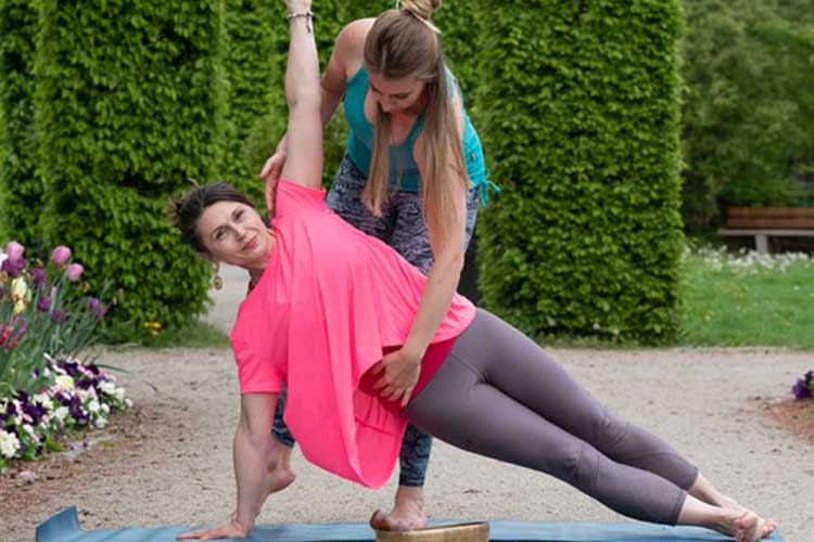 Yoga Summertime